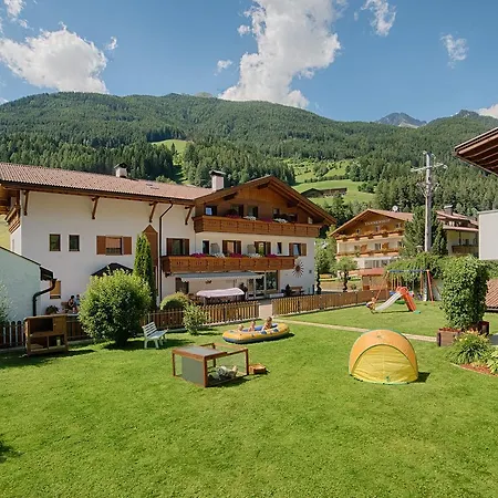 Brugghof Hotel 2*